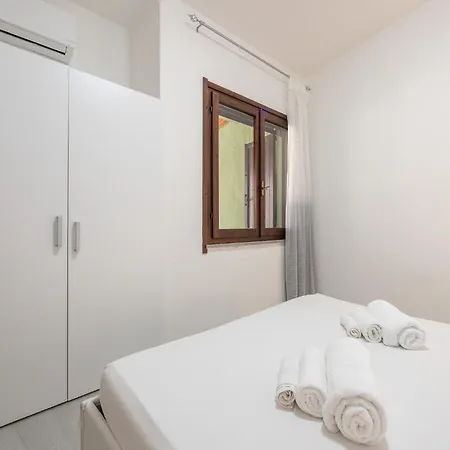 Casa Jaime, 350m To Southsardiniaholidays * Pula
