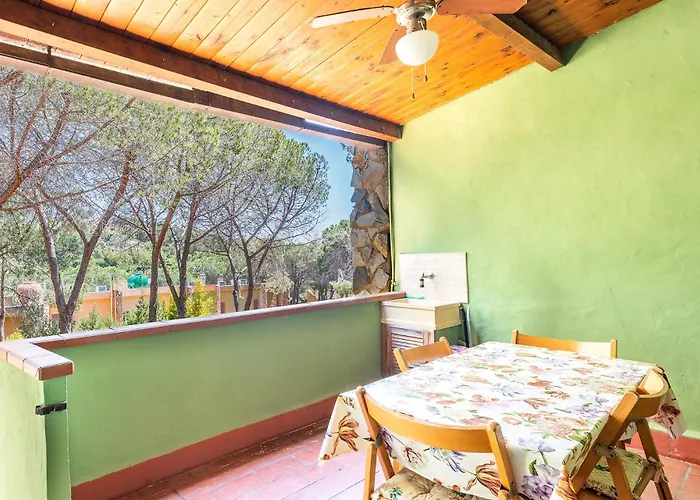 Дом отдыха Casa Jaime, 350m To Southsardiniaholidays